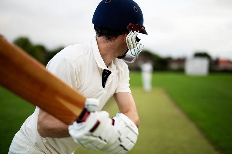 ceylon_challengers_cricketer_field_action.jpg ceylon_challengers_cricketer_field_action.jpg